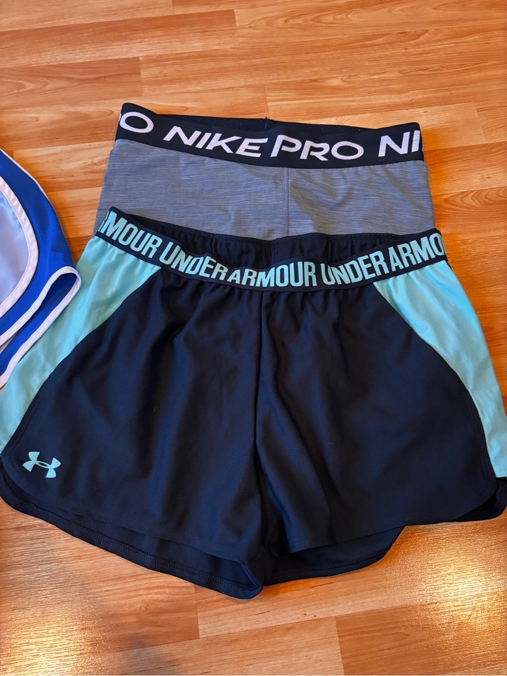 Nike Pro & Nike , Under Armour Shorts Bundle - Picture 2 of 13